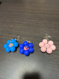 Flower silicone keychains.