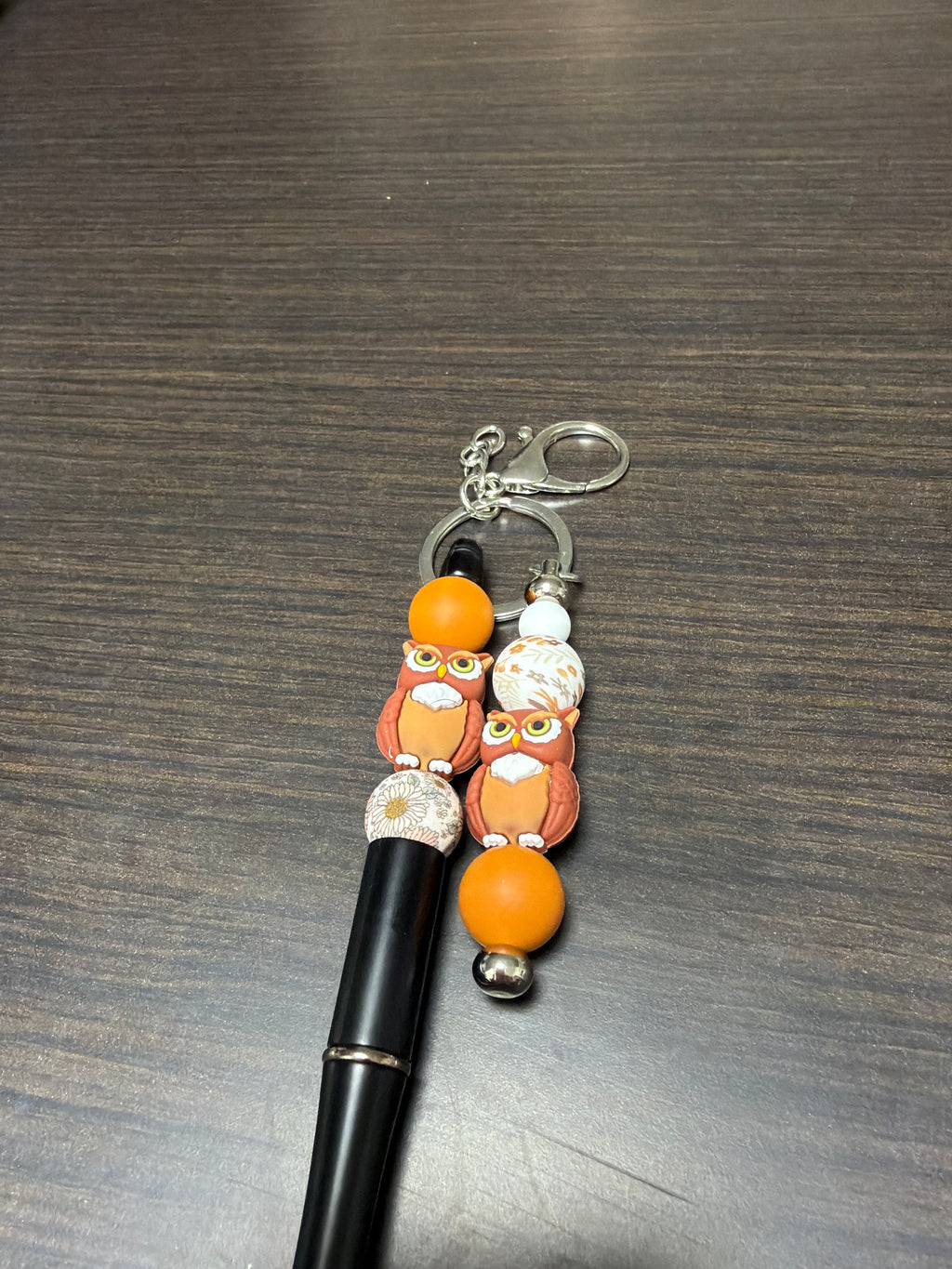Animal themed pen and keychain sets.