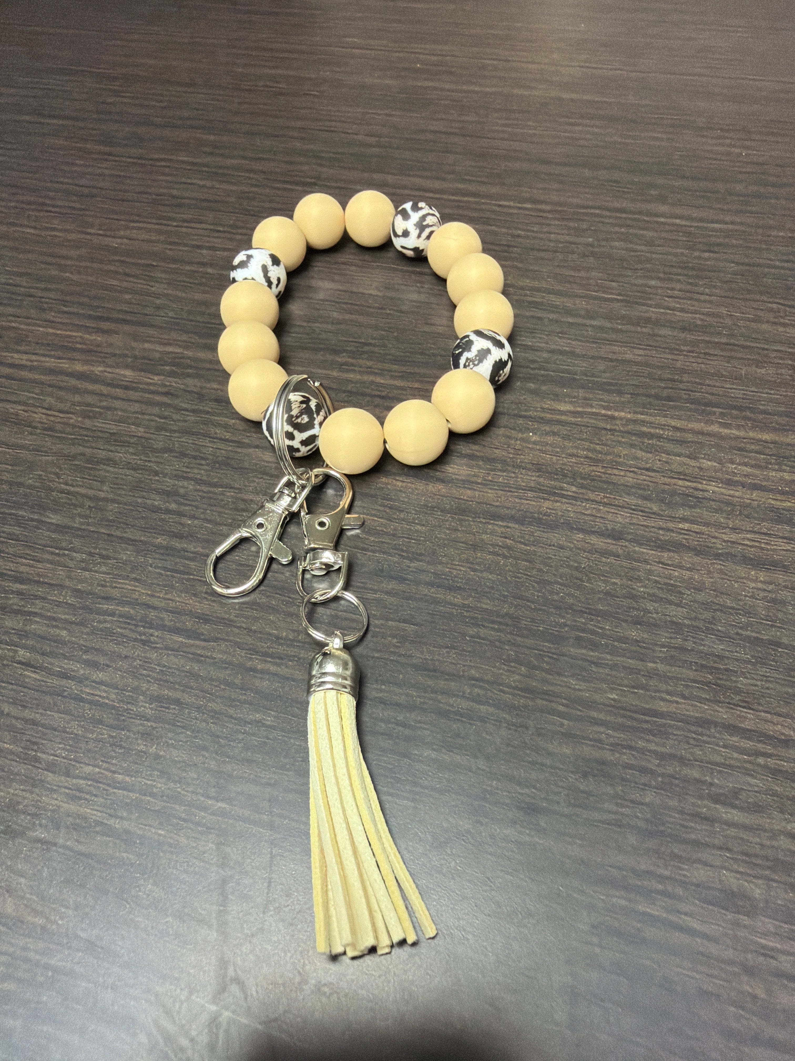 Wristlet silicone keychains.