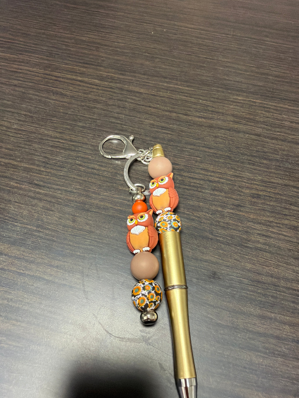 Animal themed pen and keychain sets.