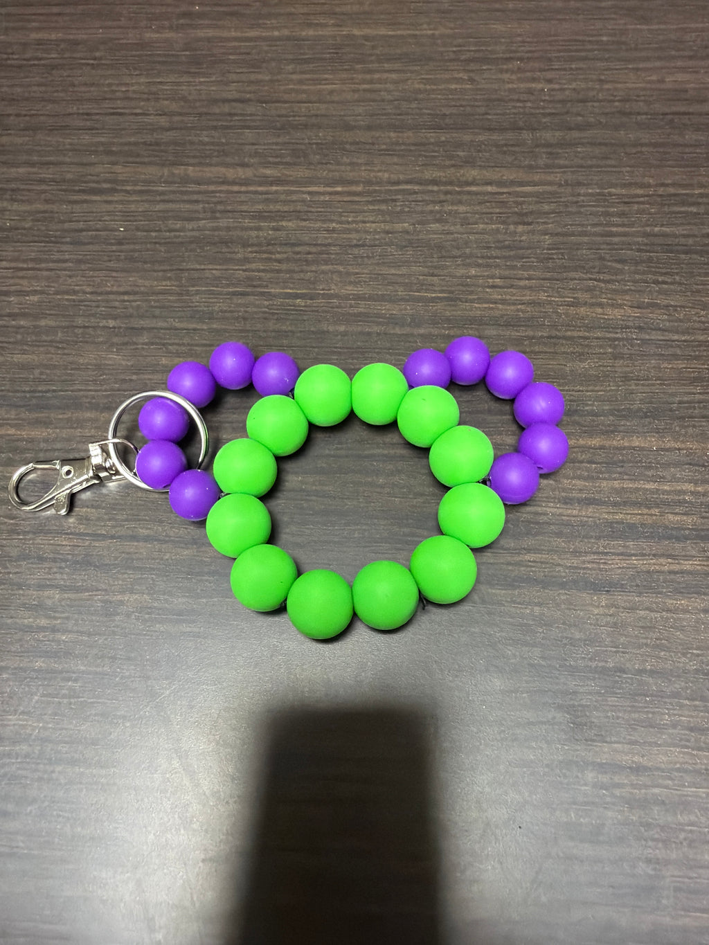 Mouse head silicone keychains.