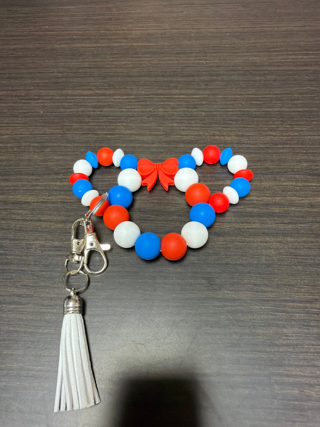 Mouse head silicone keychains.